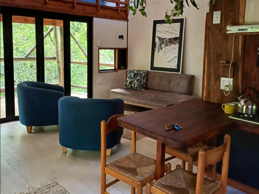 Waterbessiebos Cottage Tzaneen Ruang foto